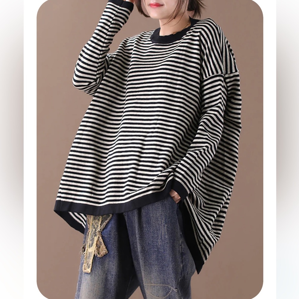 Striped Round Neck Sweater - Ultra-loose